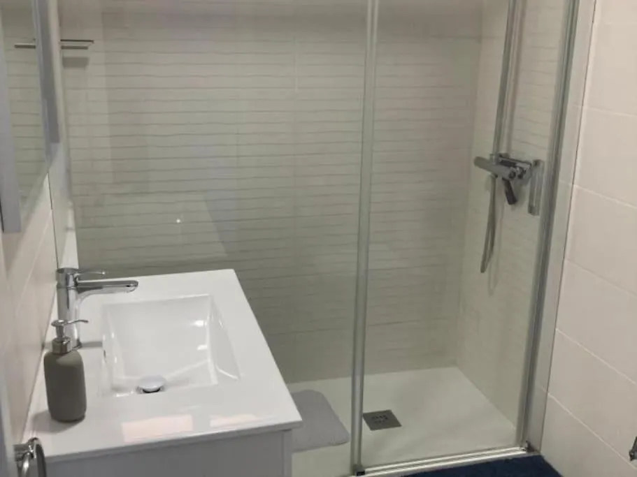 Modern 2 Bed Apartment With Sea Views, Bonanza Benalmádena Spanyolország